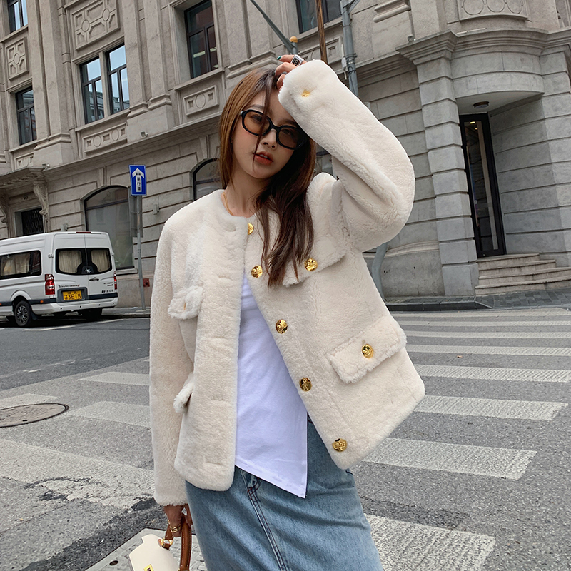 2022 winter new Korean version short imported merino fur integrated female lamb fur young jacket