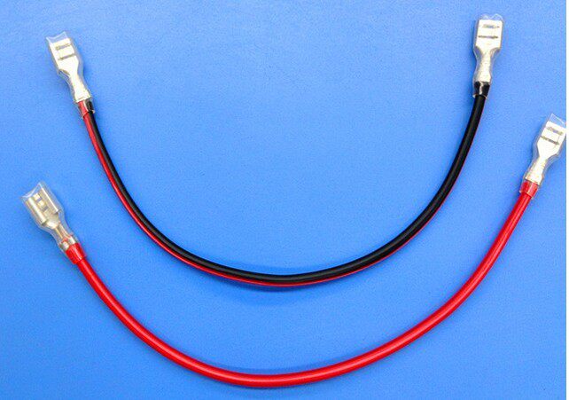 Chongguan battery connection line toy car electric car UPS power supply battery red and black series line 3 yuan pair of accessories