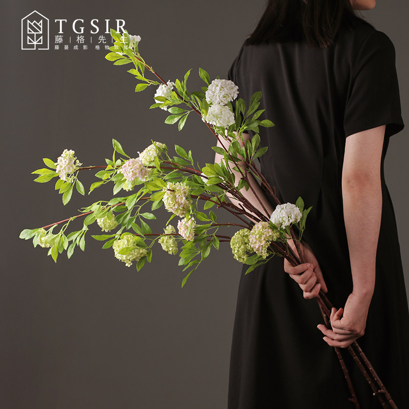 Simulation of flowers and trees snowball living room TV cabinet high branch floor fake flower decoration table soft decoration flower arrangement small hydrangea