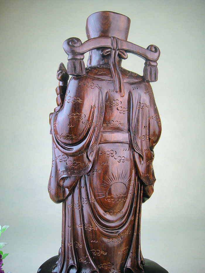 批发采购木质工艺品-小叶紫檀木非洲血檀木雕