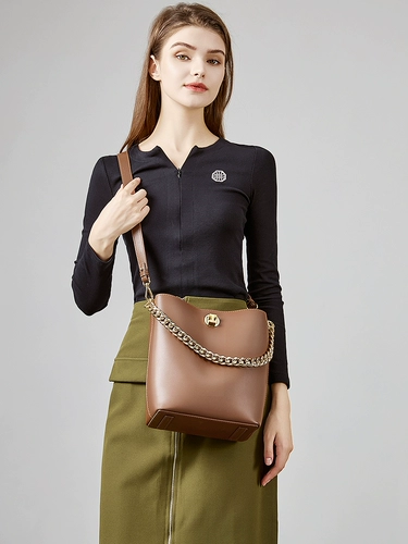 Кожаная сумка через плечо, вместительная и большая сумка на одно плечо, из натуральной кожи, коллекция 2023, изысканный стиль