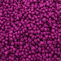 Около 300 темно -фиолетовых 4 мм