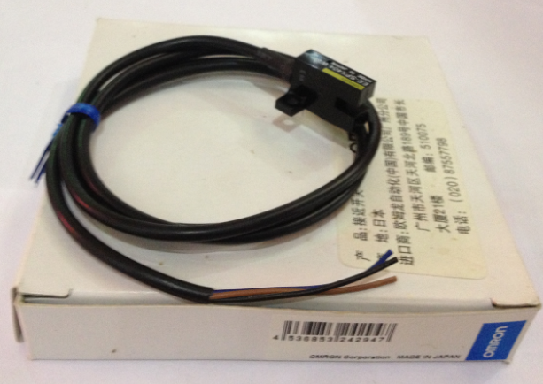 Supply of the original EE-SPX304-W2A EE-SPX404-W2A photo-electric switch