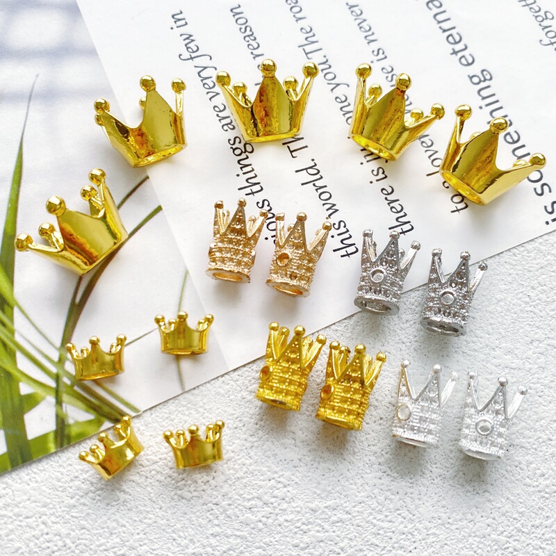 Golden Small Crown, Hollow Crown DIY Handmade Vintage Alloy Jewelry Accessories, Hair Accessories, Doll Headwear, Small Crown Golden Small Crown, Hollow Crown DIY Handmade Vintage Alloy Jewelry Accessories, Hair Accessories, Doll Headwear, Small Crown