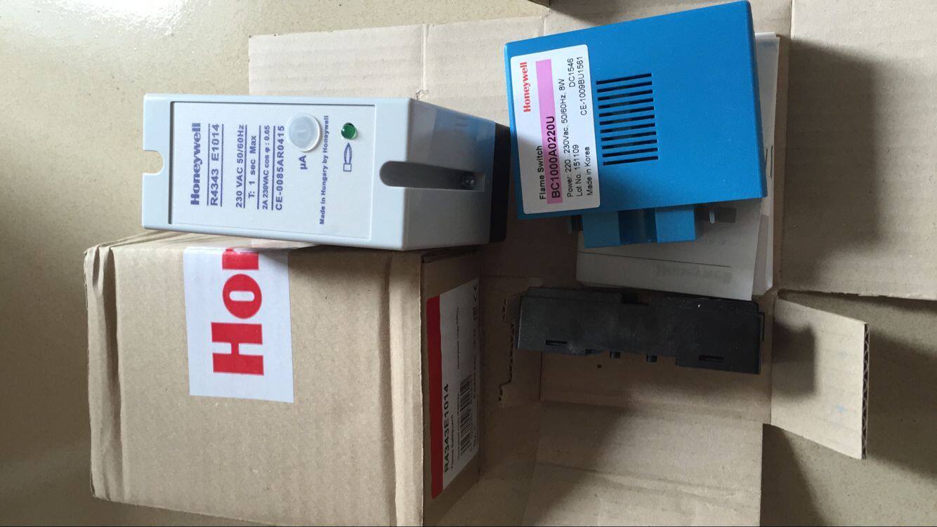 Controller BC1000A0220U E C7027A1049 R4343E1014 TM681-C automatic igniter