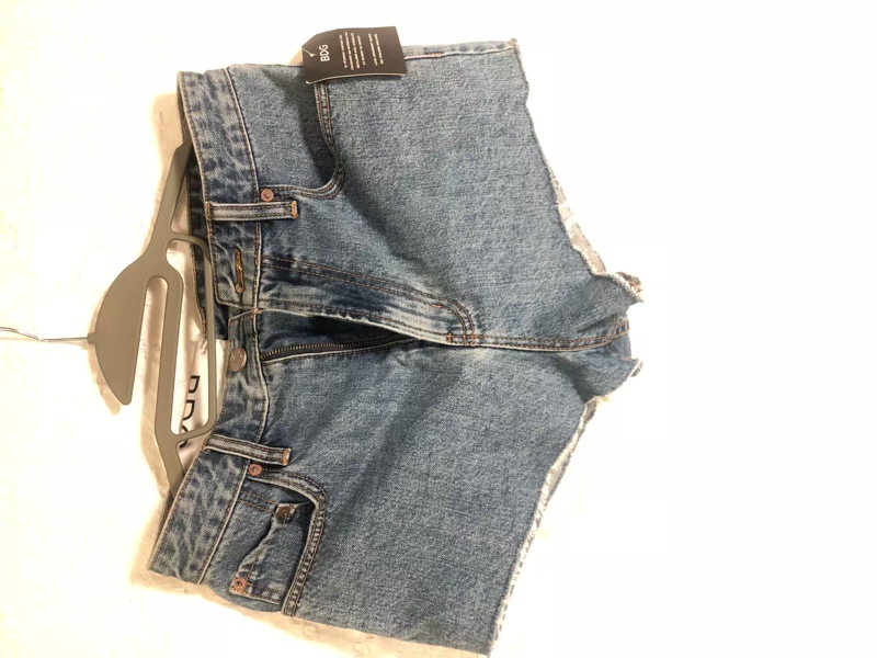 Size 28 Special Offer in Stock, Genuine American Bdg Sexy European and American Style Authentic Blue Vintage Women's Denim Shorts Hot Pants Size 28 Special Offer in Stock, Genuine American Bdg Sexy European and American Style Authentic Blue Vintage Women's Denim Shorts Hot Pants