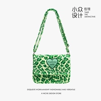 10 Зеленого леопардового пятна