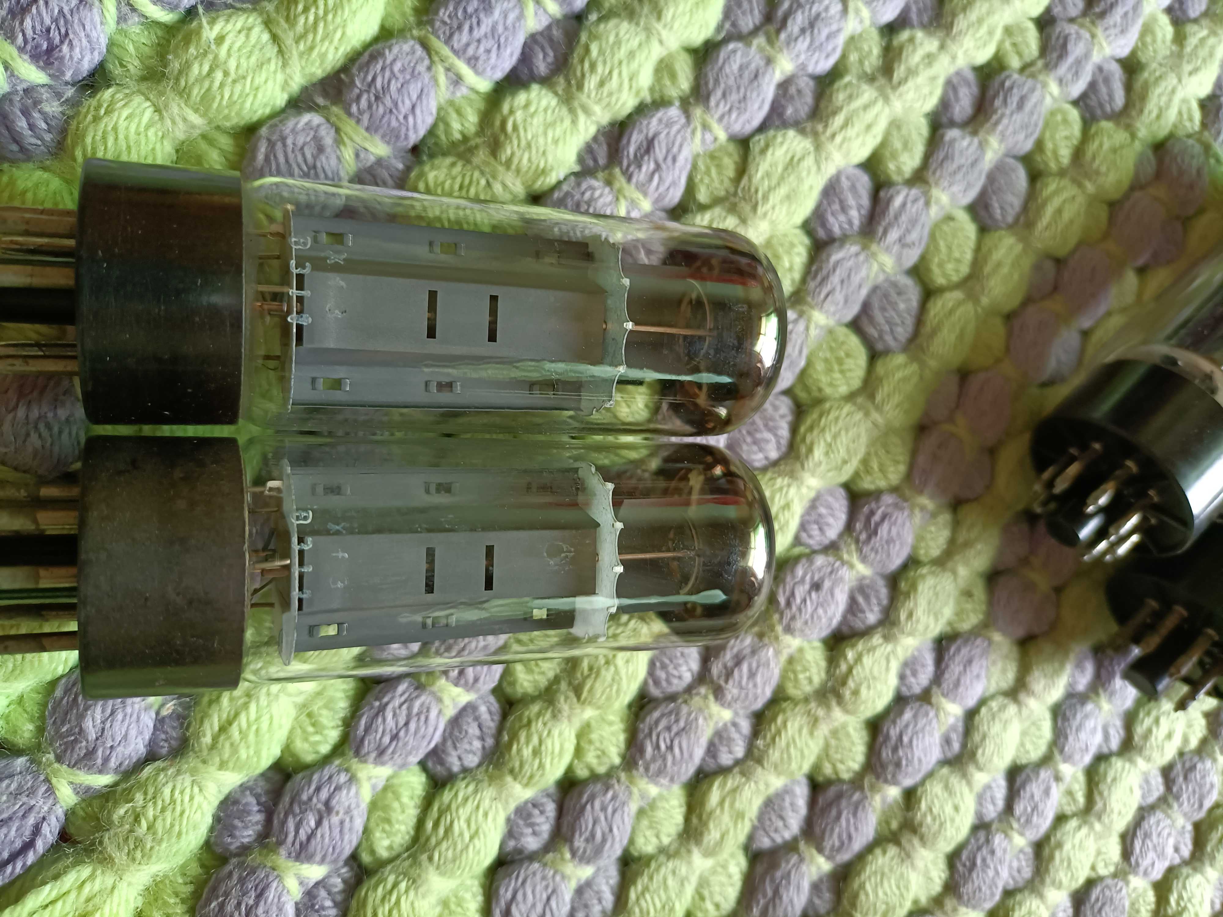 Electronic tube EL34 one-to-see image has code