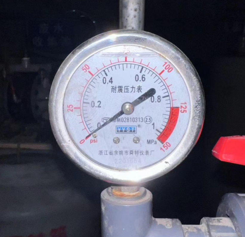 浙江余姚舜特耐震压力表0-1MPa径向Y100