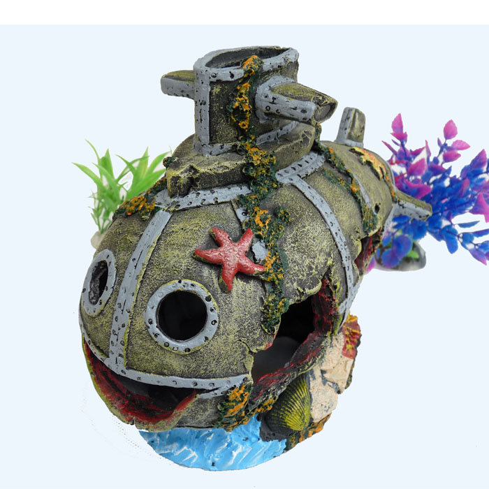 Fish tank Landscaped Seabed Wreckage Diving Boat Aquarium Personality Smiley Face Whale Submarine Small Fish Swim 