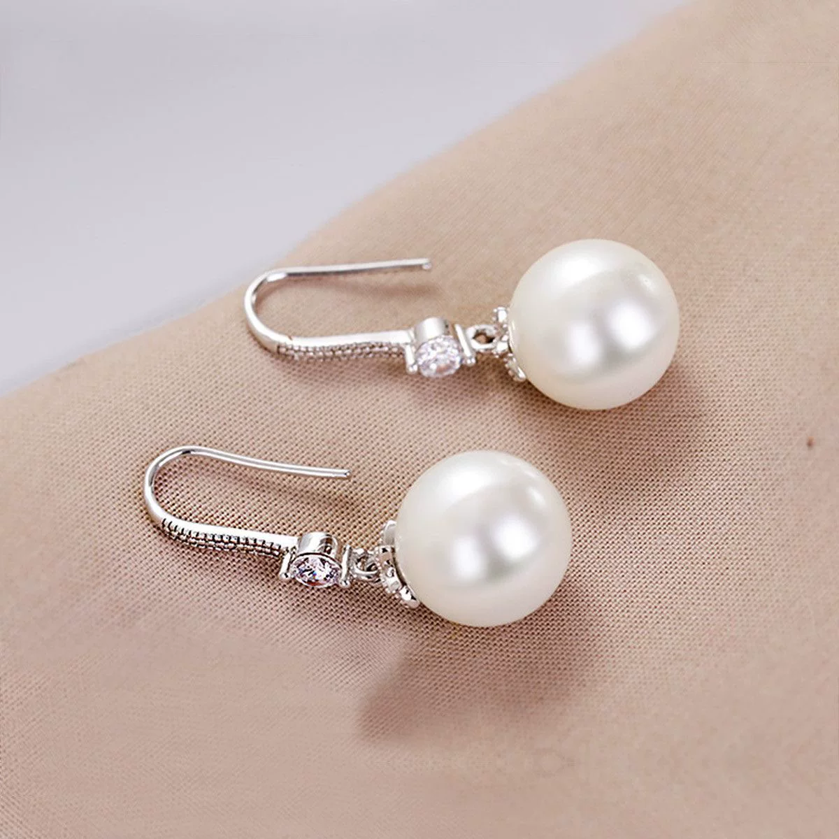 Серебряные серьги из жемчуга, гипоаллергенные клипсы для ушей, образец 925 пробы, простой и элегантный дизайн