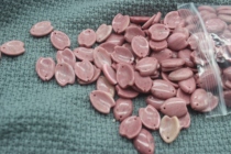 Sun-moon-long collection of rosewood with a single sheet of flower petals