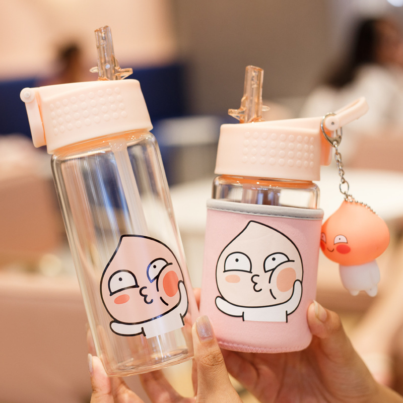 Korean version of cute portable cartoon Peach Straw Glass Goblet Japan's original Cebu Leakproof Personality Water Glass Woman with lid adult