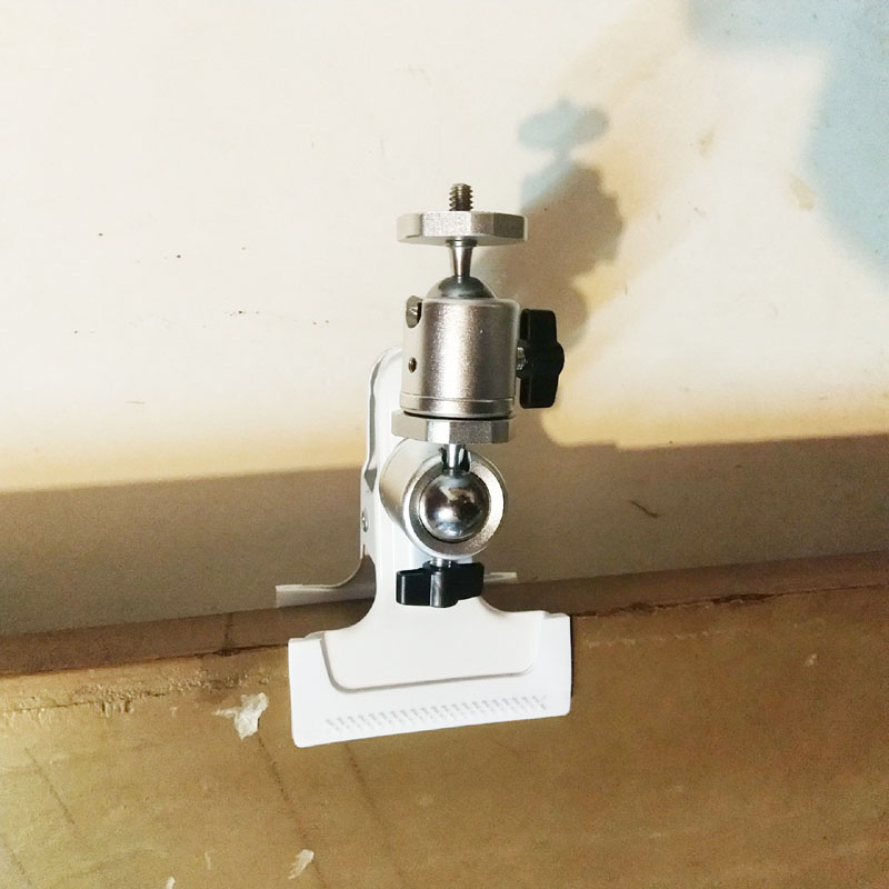 Projector bracket Mini kickstand headboard bracket table top-free iron clamp bearing 1KG can clamp 55MM plate thickness