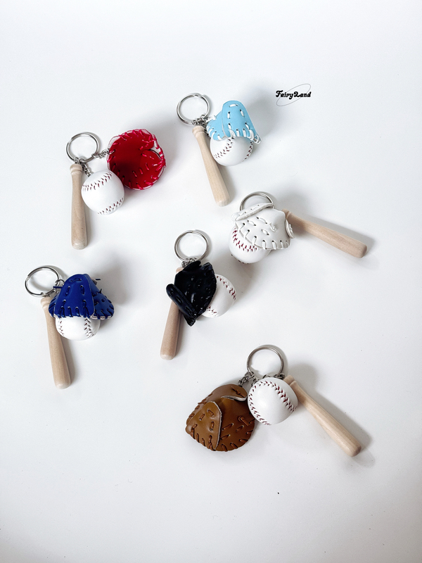 Pu Leather Mini Baseball Three-Piece Set Bag Pendant DIY Decoration Accessories Sports Style Car Keychain Retro Pu Leather Mini Baseball Three-Piece Set Bag Pendant DIY Decoration Accessories Sports Style Car Keychain Retro