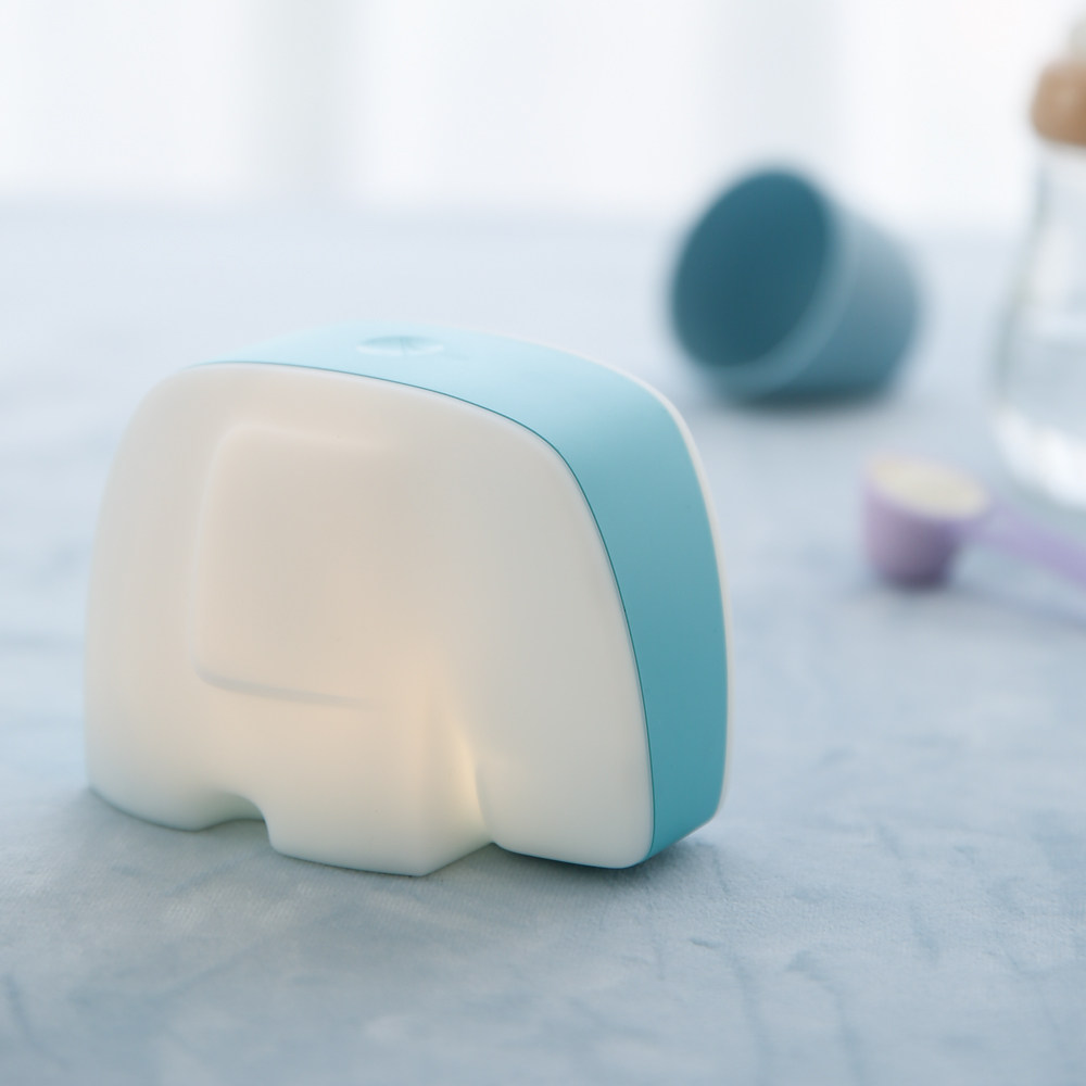 A little creative Fangxiang night light bedroom baby sleep light breastfeeding rechargeable eye protection unplugged energy-saving lamp