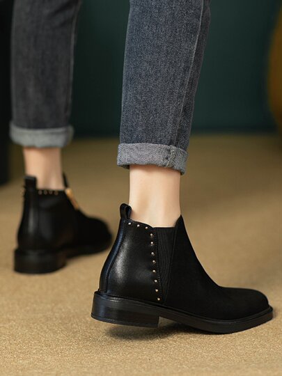 British style Martin boots for women in autumn and winter new style genuine leather round toe low heel short boots Chelsea versatile rivet ankle boots