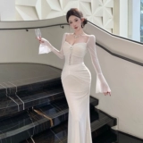 Дизайнерское кружевное сексуальное платье, длинная длинная юбка, тренд сезона, квадратный вырез, крой «рыбий хвост», длина макси