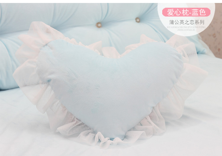 Nữ hoàng Hàn Quốc Đầu giường tựa lưng lớn Tình yêu Đệm Tatami Gối hình trái tim Gối Gối Eo tựa lưng Chăn gối văn phòng 3 in 1