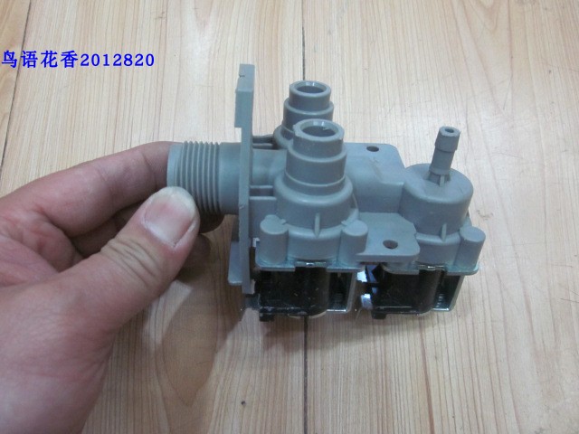 Original Dress Haier Small Swan Washing Machine Accessories Triple Water Inlet Valve 3 Head Water Inlet Valve Universal
