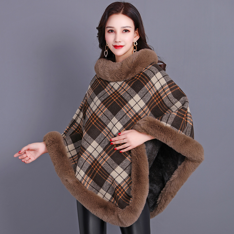 Wool Plaid Cape Shawl for Women, Pullover Style, Autumn and Winter, Fleece-Lined, Thickened, with Fur Trim, Sleeveless Batwing Cardigan