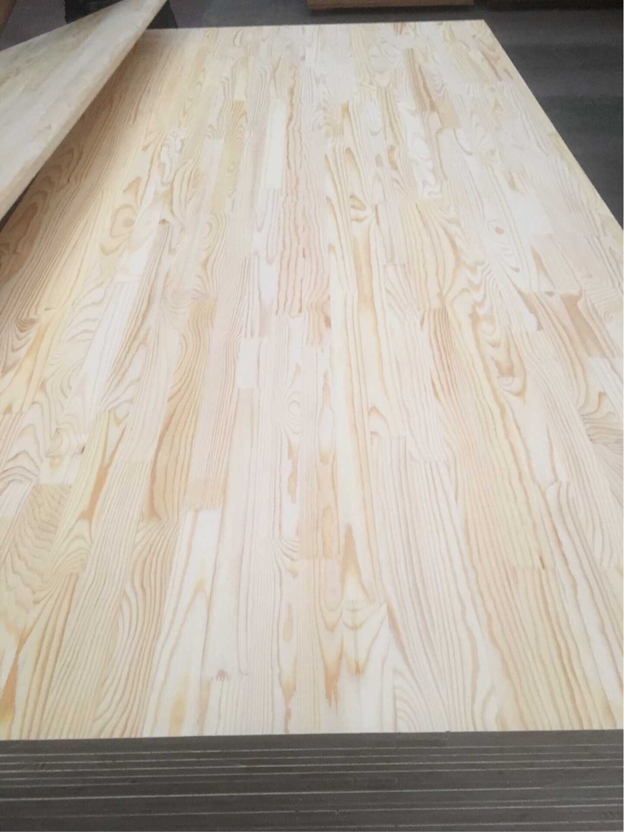 Pinus sylvestris finger board E0 environmental protection integrated board wardrobe furniture children's room solid wood pattern straight pattern furniture board