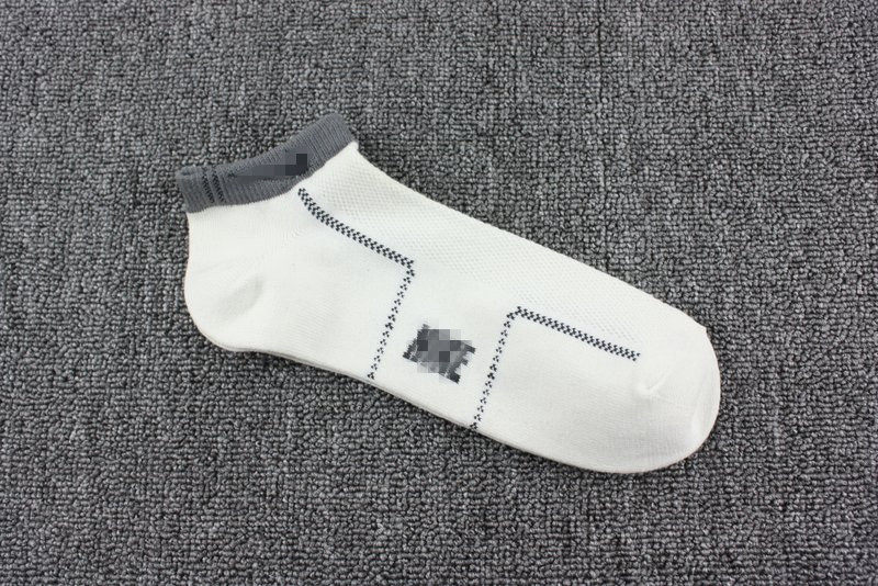Cost-effective comfortable breathable sweat-absorbing deodorant Cotton soft men's socks Women's socks Sports socks Running socks Socks