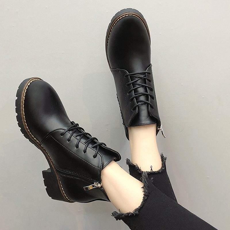 Bottes mi-saison femme      en Polyurethane - Ref 3249459 Image 1