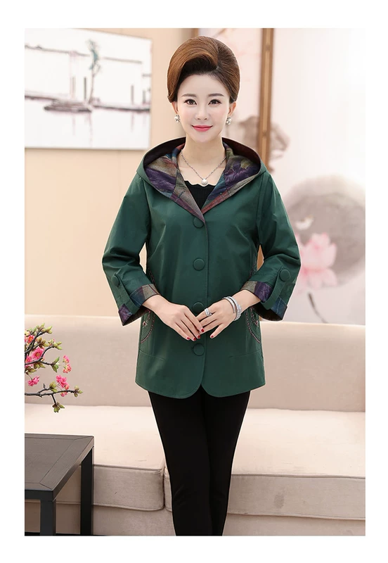 Mẹ mùa xuân và mùa thu Mặc áo khoác Hàn Quốc Áo khoác nữ Trung niên Quần áo ngoài 40-50 năm Trùm đầu mỏng áo gió ngắn áo khoác nữ trung niên cao cấp