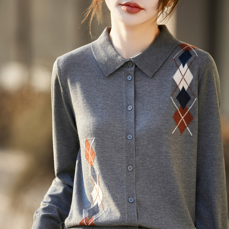 Airy and Skin-Friendly Lapel Diamond-Patterned Wool Knit Cardigan for Women, Versatile Warm Sweater, Long-Sleeve Non-Itchy Coat Airy and Skin-Friendly Lapel Diamond-Patterned Wool Knit Cardigan for Women, Versatile Warm Sweater, Long-Sleeve Non-Itchy Coat