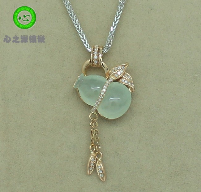 (Xing Family Workshop) Emerald Gourd Pendant Personality Customized K Gold Inlaid Section 102037