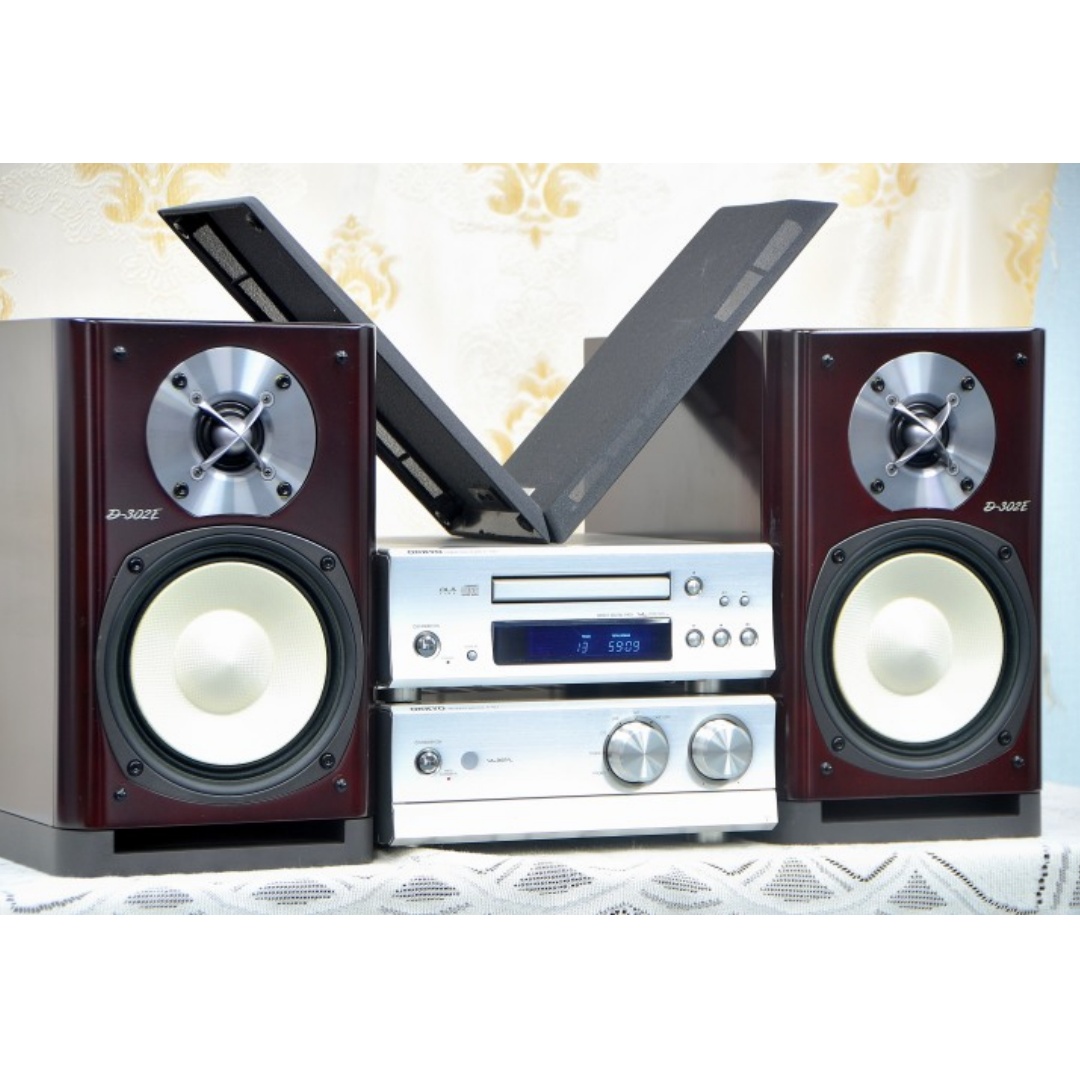 ONKYO A-933 C-733 外箱付きのセットです‼️ 原装进口Onkyo A-933 & C-733旗舰豪华桌面组合音响：音乐发烧友