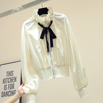 Retro Hong Kong style thin jacket womens early spring 2020 new Korean loose and wild wooden ear top short jacket trend