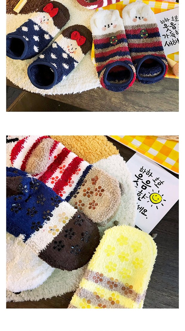 Ramen bóng mới mùa đông dễ thương hoạt hình vớ ấm vớ chống trượt vớ ngủ sang trọng vớ nữ vớ vớ tất cổ ngắn