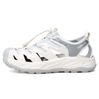 Белый мужчина