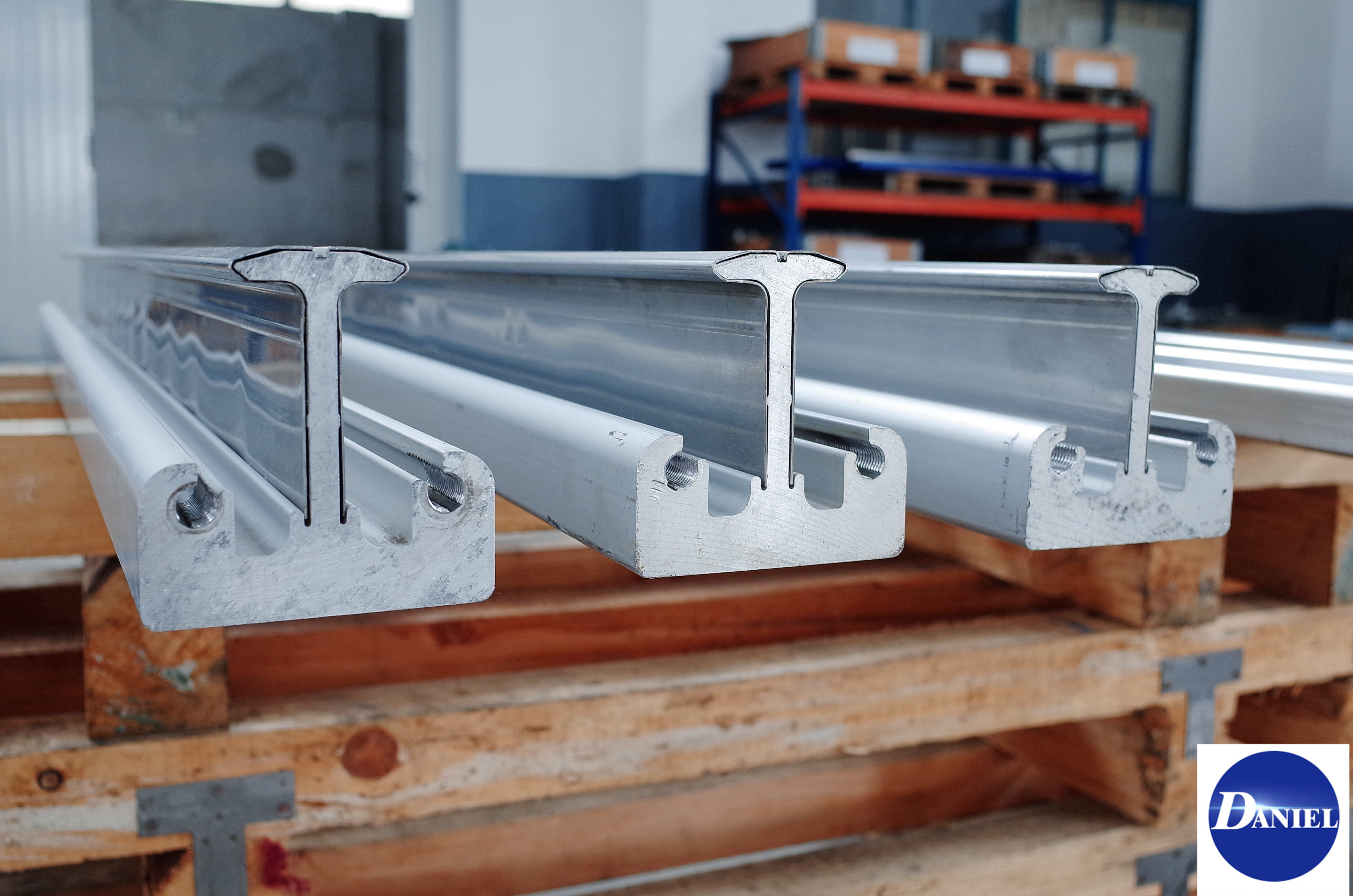 The Afallaval original is loaded with a guide lever on the