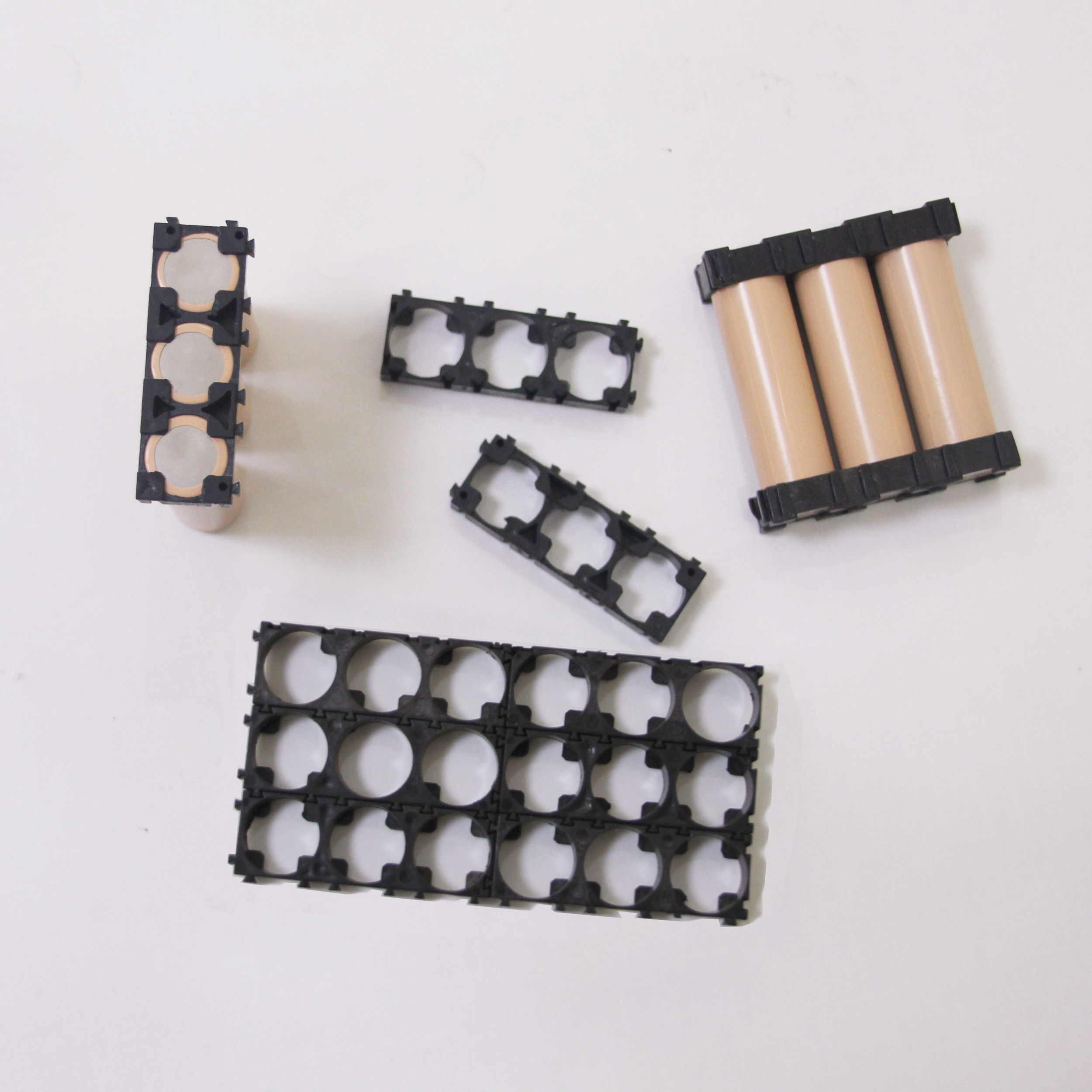 18650 battery assembly multi-purpose combination bracket Fixture snap triple fixed base connection buckle Fire and heat resistance