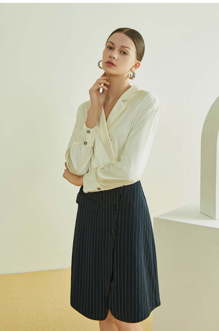 Lily2019夏新款女条纹长袖连衣裙