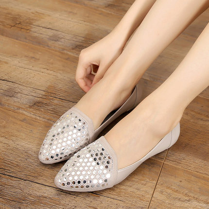 2018新款真皮单鞋女平底舒适软底大码女鞋41