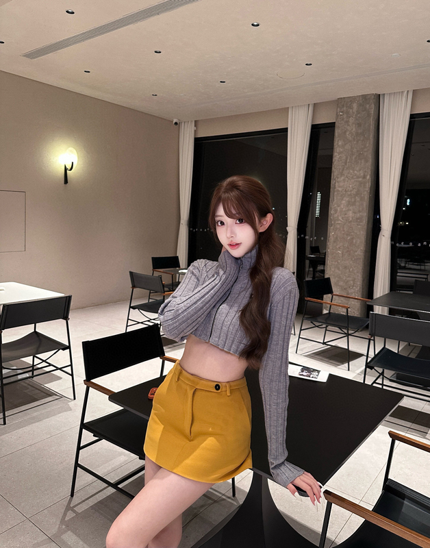 【High-Quality Real Photos Yb】Gray Short Zip-Up Long-Sleeve Knit Sweater and Yellow Short Skirt Two-Piece Set