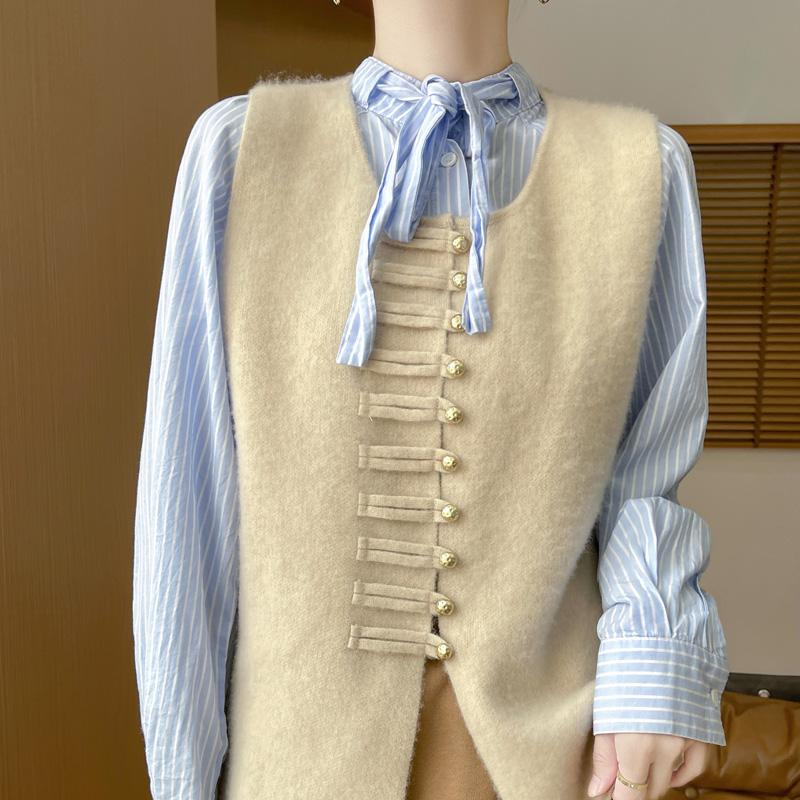 2024 Autumn/Winter Fashion Women's Mid-Length V-Neck Sleeveless Vest Loose Wool Knit Cardigan Top 2024 Autumn/Winter Fashion Women's Mid-Length V-Neck Sleeveless Vest Loose Wool Knit Cardigan Top