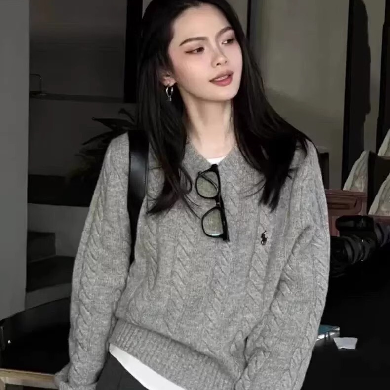 100% Pure Wool Sweater for Women, European Style, 2026 Spring and Autumn, Gray Embroidered Pony Base Shirt, Cable Knit Cashmere Sweater