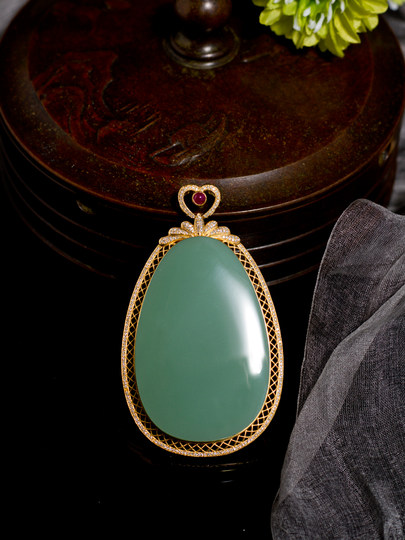 [Pre-Release] Xinjiang Natural Jasper Laokeng Pink Green Wushi Brand Duck Egg Green 18K Gold Inlaid Pendant Zhao Ge Jingjie