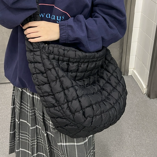 Демисезонная сумка через плечо, вместительная и большая сумка на одно плечо с ромбовидным узором