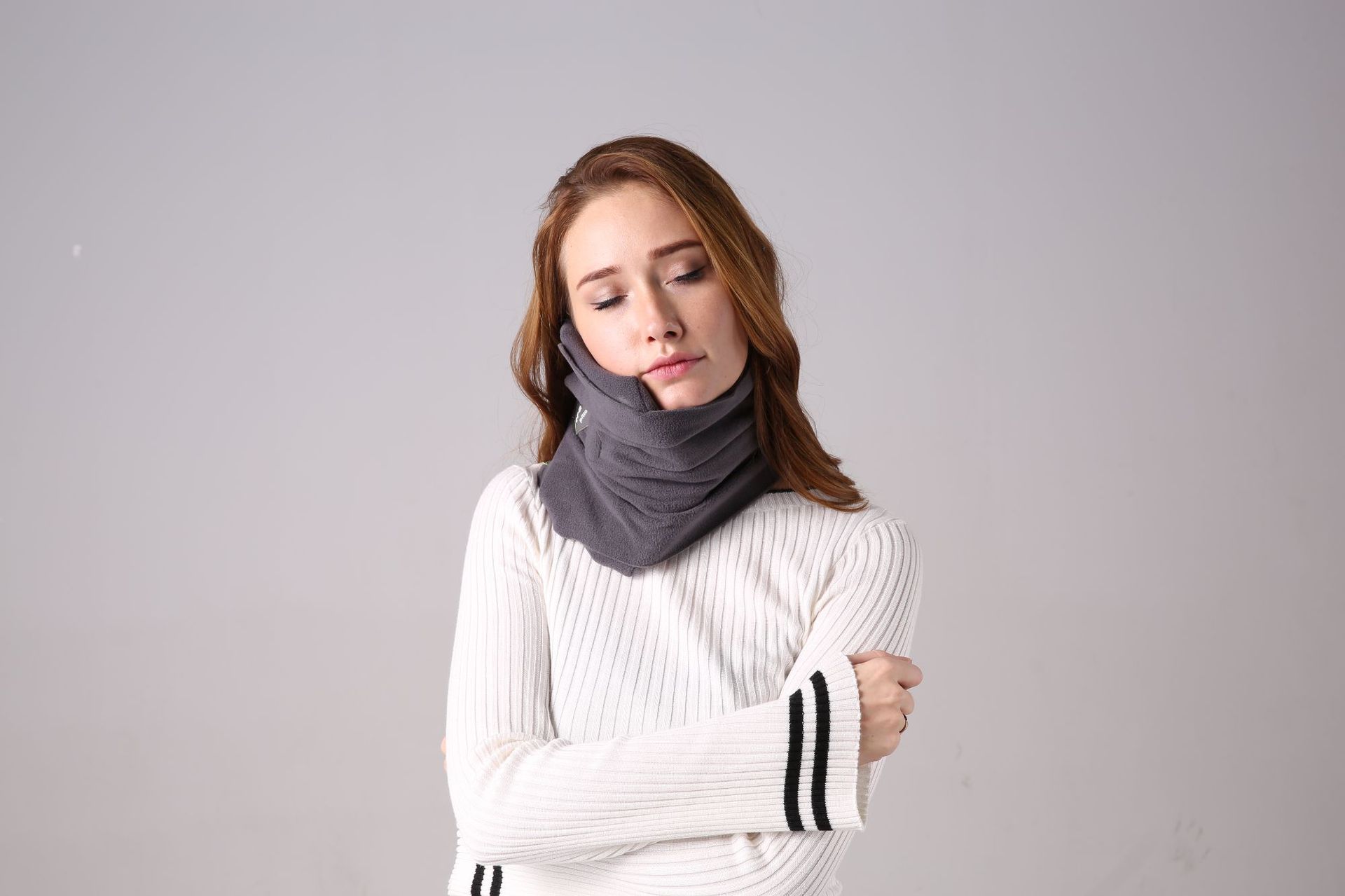 Đường dài du lịch hàng không gối cầm tay gối cổ bảo vệ gối ngủ gối ngủ trưa u-cổ gối ngủ ngồi vật - Gối goi chu u