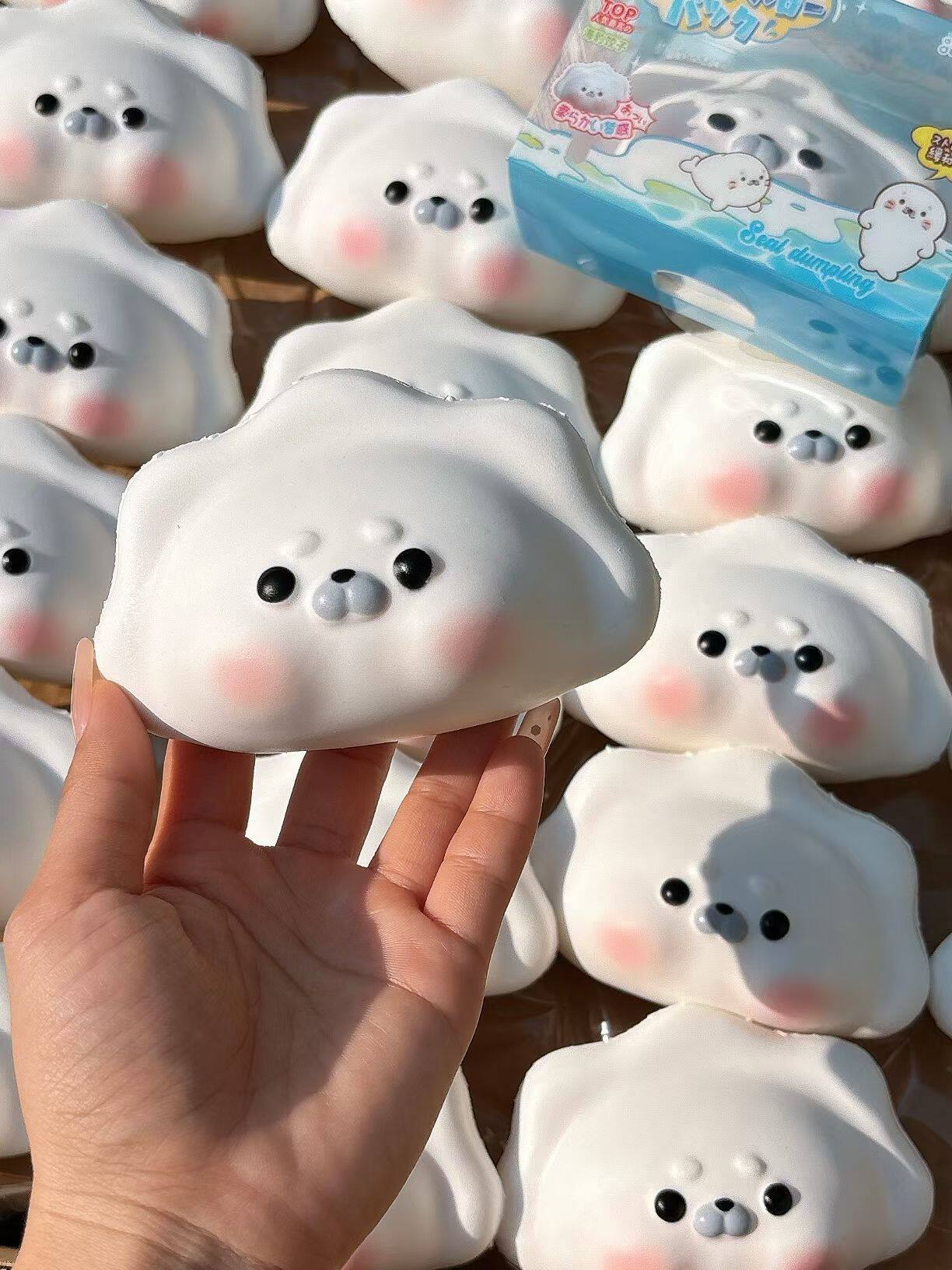 Развивающая игра для детей hachimi新品超湿软慢回弹海豹饺子仿真解压玩具可爱可盘空有捏头