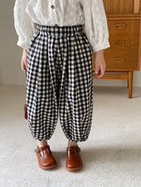 Girls Korean version of plaid pants baby spring and autumn clothes thin foreign style casual pants childrens fashion bloomers anti-mosquito pants cotton