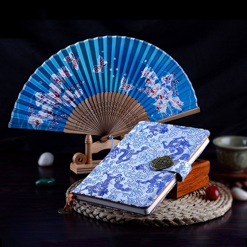 Nanjing Yunjin Chinese style gift to foreigners classical notebook folding fan set Creative and practical cultural and creative gifts
