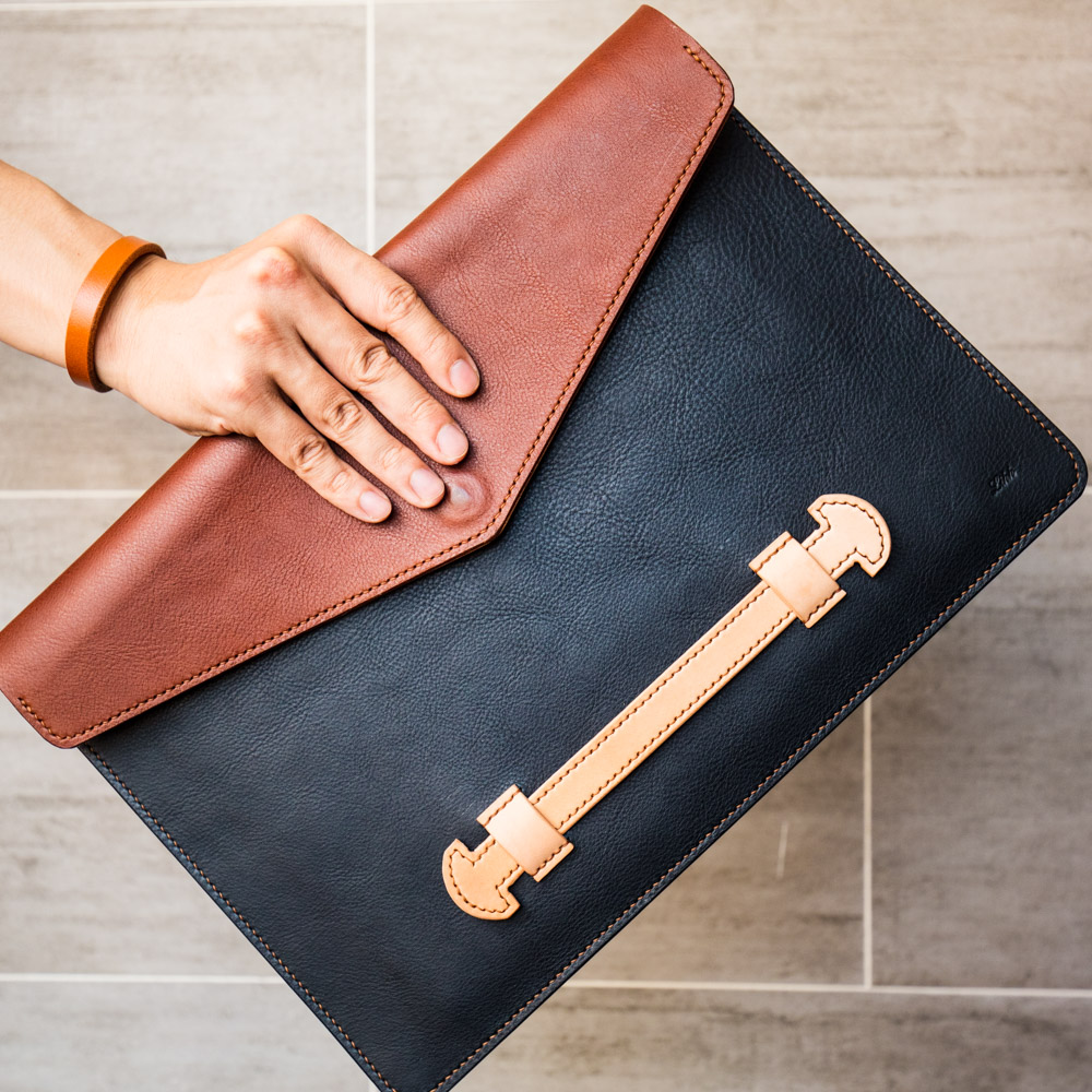 Play Leather Bereaved X Macbook Computer Protective Sleeves Handmade Computer Dust Cover Custom Free Hot Words