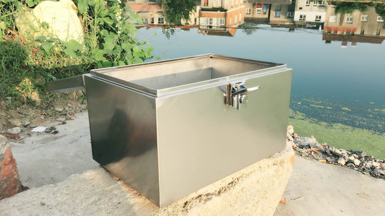 Xe máy thân cây thép không gỉ đạp xe điện đuôi hộp thêm lớn phổ không thấm nước lưu trữ hộp công cụ tùy chỉnh hộp đựng đồ xe máy